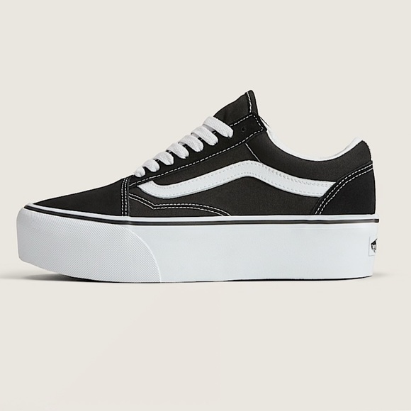 Vans Women's Old Skool Platform Black and White Sneaker - Picture 1 of 8